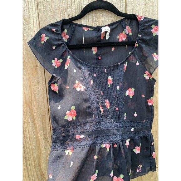 Abercrombie & Fitch Fluttery Floral Airy Short Sleeve Blouse Shirt Xs Navy - Picture 4 of 8